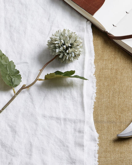 Pale Green Blue Short Chrysanthemum